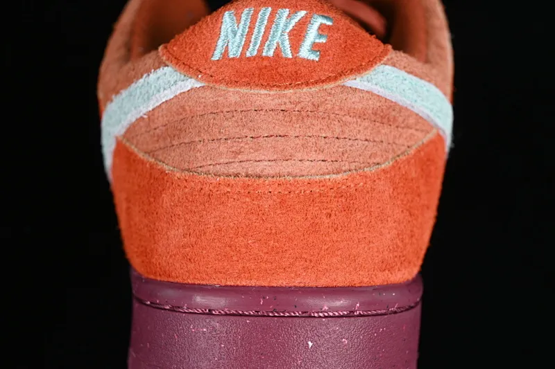 All Categories Nk SB Dunk Series Nk SB Dunk Low Low-top Sneakers Nk SB Dunk Low "Mystic Red" Burgundy Autumn and Winter SB Low-top Casual Sneakers DV5429-601